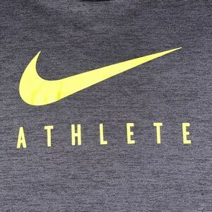 Nike t-shirt kids